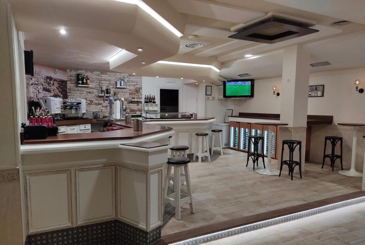 Hostal-Cafe Gutgreco Sonseca Zewnętrze zdjęcie