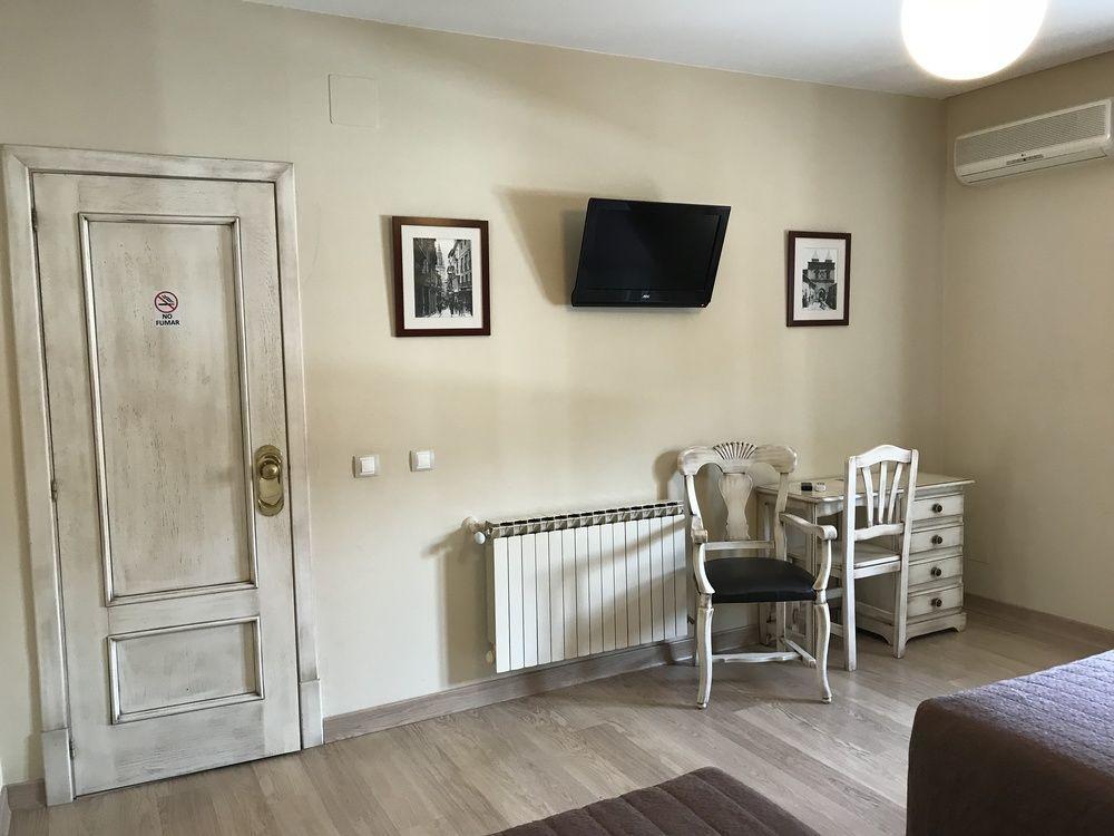 Hostal-Cafe Gutgreco Sonseca Zewnętrze zdjęcie
